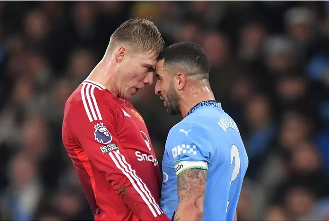 Rasmus Højlund Takes Aim at Kyle Walker Following Man United's Derby Defeat